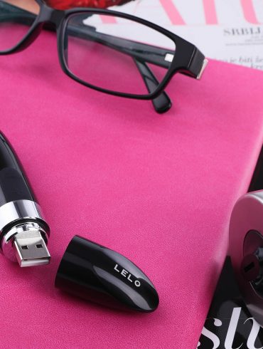 LELO Mia 2 vibrator