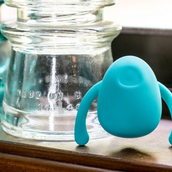 Dame Products Eva "hands-free" "couples" wearable vibrator standing up like a creepy bug.