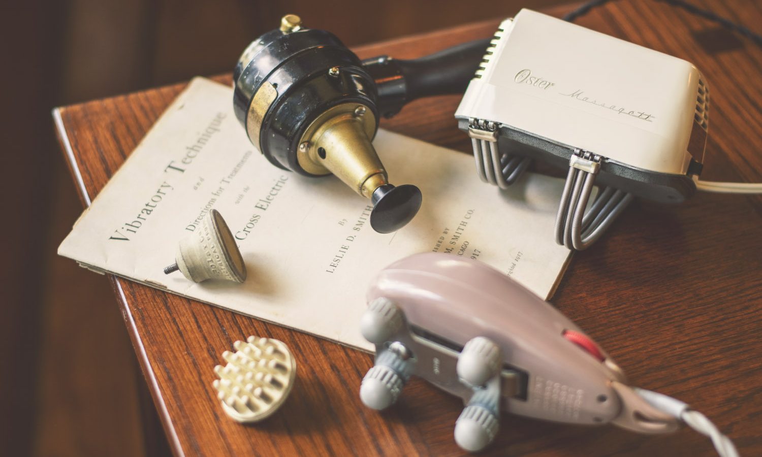 1500px x 900px - Review: Vintage vibrators (Polar Cub Electric Vibrator ...