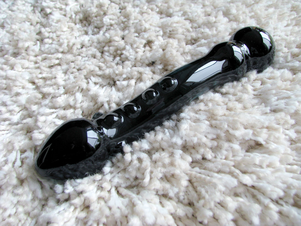 Joyful Pleasure Midnight Joy glass dildo