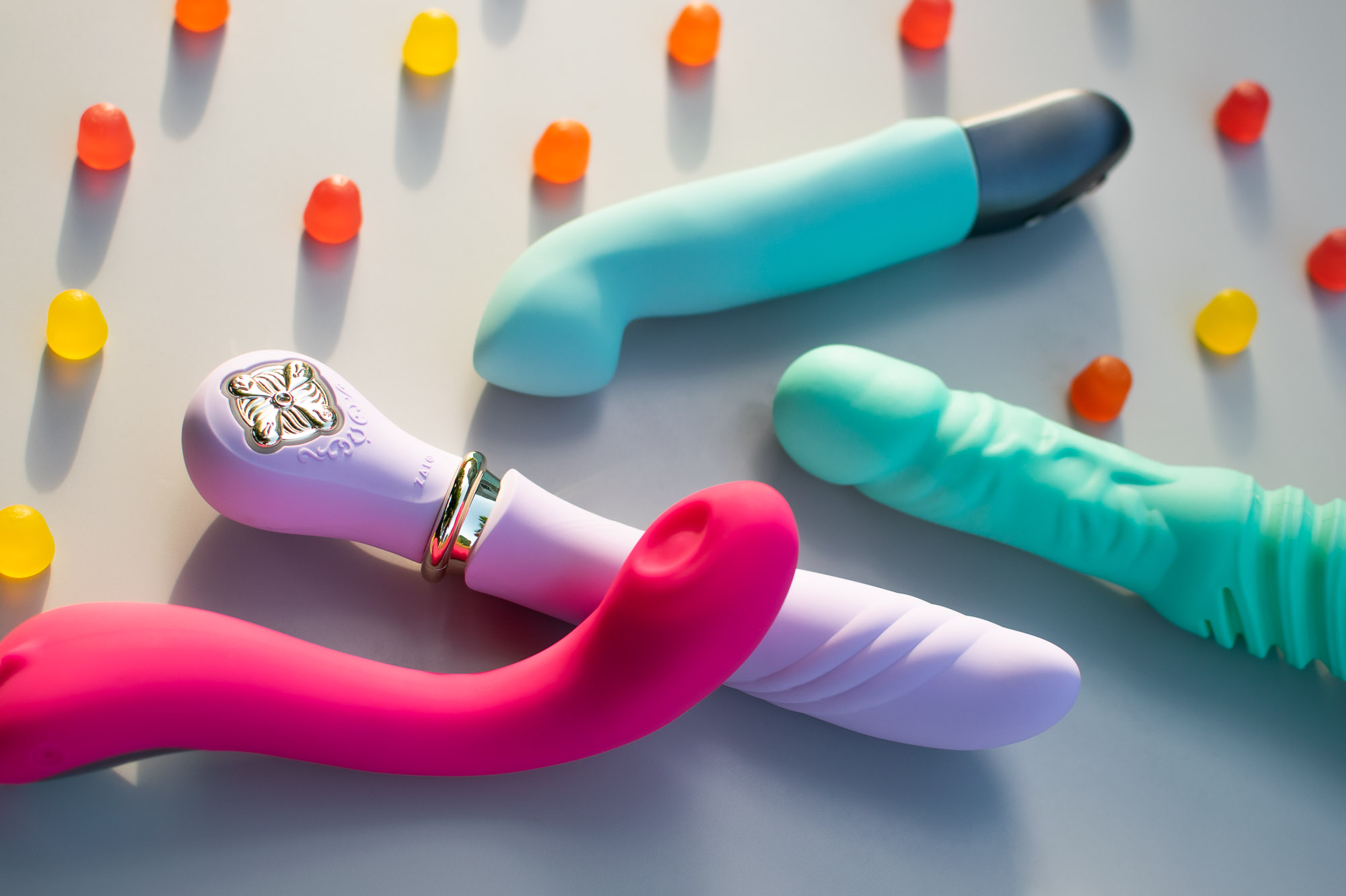 Other sex toys that move: Lovense Osci, Zalo Desire, Fun Factory Stronic G,...